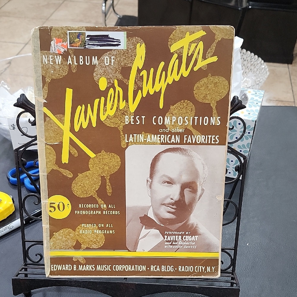 XAVIER CUGAT BEST COMPOSITION and OTHER LATIN-AMERICAN FAVORITES SONGBOOK